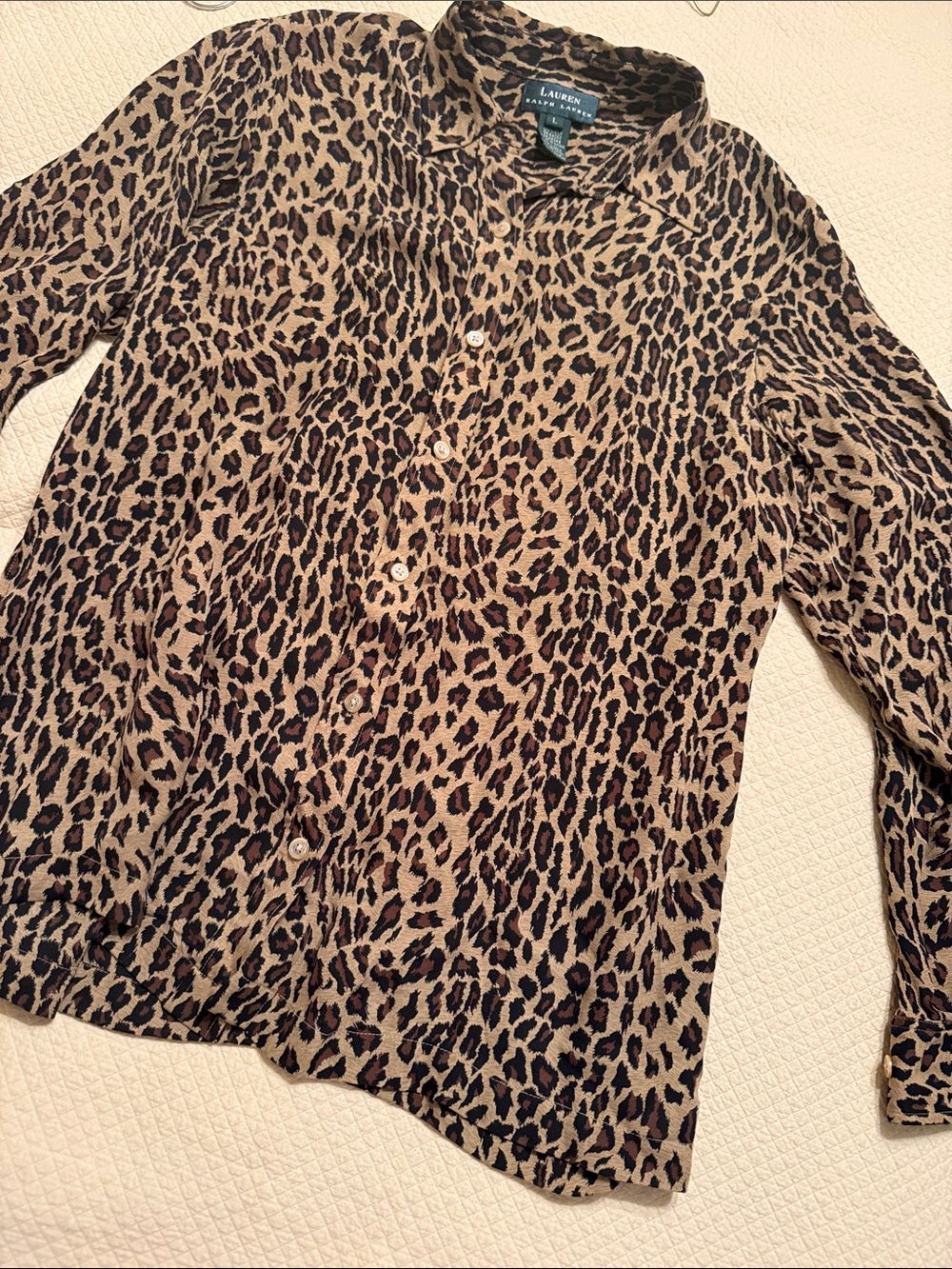 Lauren Ralph Lauren 100% silk Tan and Black Leopard Print lightweight Shirt